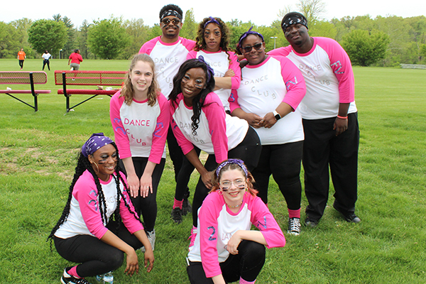 STLCC Dance Club members pose for photo