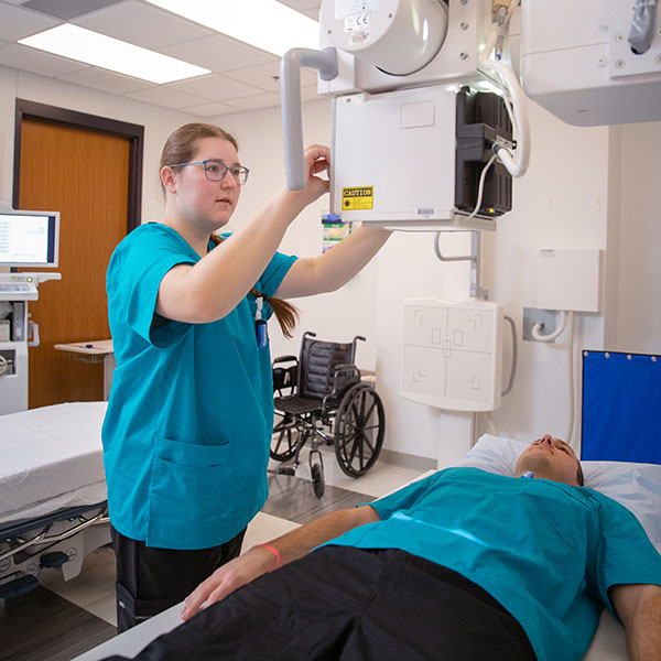 Radiologic tech students in clinical setting